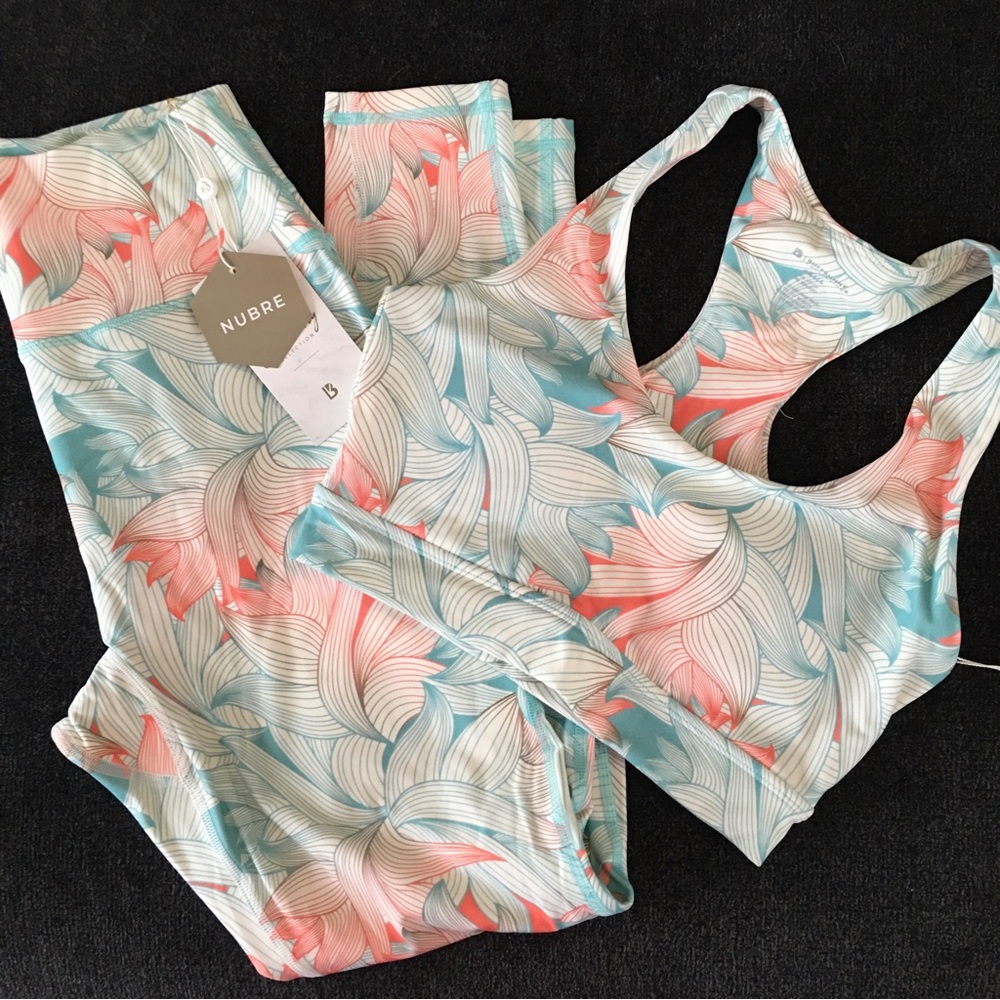 BuffBunny Legacy Legging and Sports Bra NWT